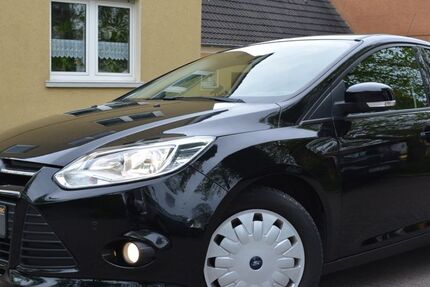 Ford Focus 65.000 km 7.690 &euro; Bergkamen 59192
