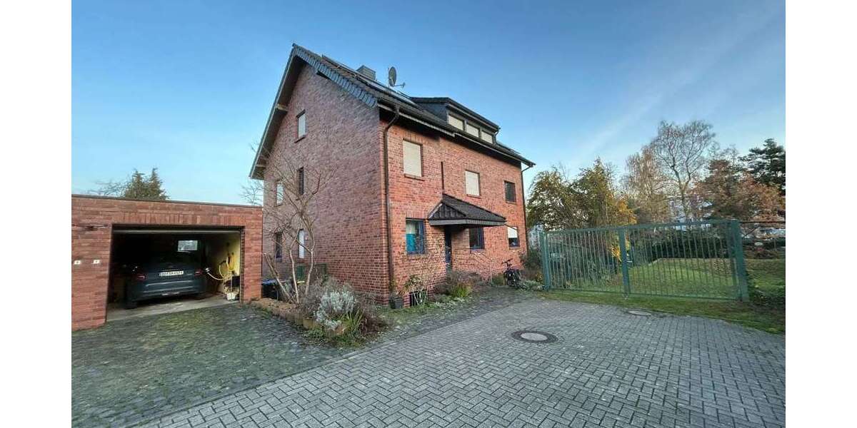 Einfamilienhaus Dortmund Huckarde - 10 Zimmer, 250 m&sup2;, 620.000&euro; | Angebot:22615180