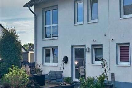 Haus Bergkamen - 4.5 Zimmer, 115 m&sup2;, 350.000&euro; | Angebot:26231200