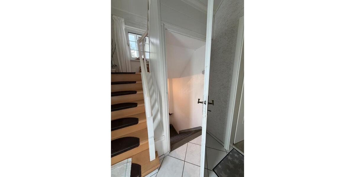 Einfamilienhaus Unna Alte Heide - 6 Zimmer, 200 m&sup2;, 399.000&euro; | Angebot:27112499