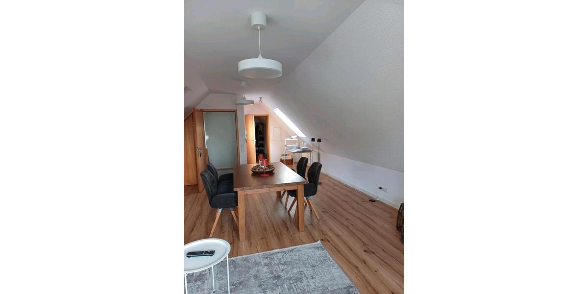 Dachgeschoßwohnung Unna Hemmerde - 2.5 Zimmer, 60 m&sup2;, 590&euro; | Angebot:26610419