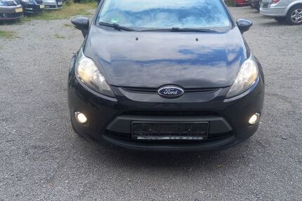 Ford Fiesta 136.100 km 3.696 &euro; Dortmund 44309