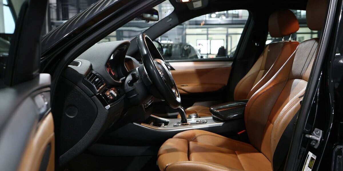 BMW X4 xDrive 28i M-SPORT / BLACK & BROWN / XENON 173.000 km 16.994 &euro; Hamm 59077