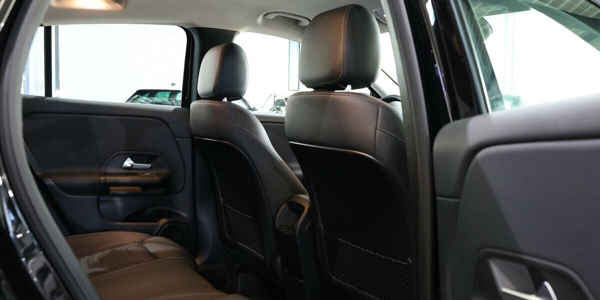 Mercedes-Benz GLA 180 ADVANCED SPORT / LEDER, LED, WIDESCREEN 7.000 km 33.444 &euro; Hamm 59077