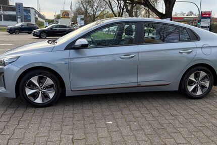 Hyundai IONIQ 182.000 km 9.600 &euro; Dortmund 44329