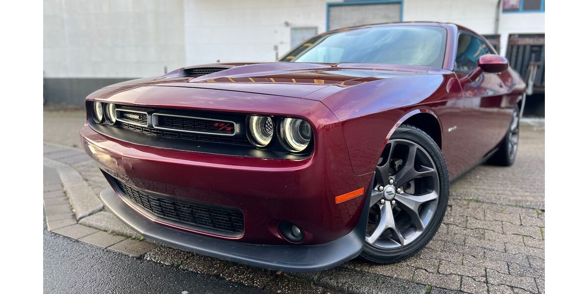 Dodge Challenger 89.000 km 28.700 &euro; Unna 59425