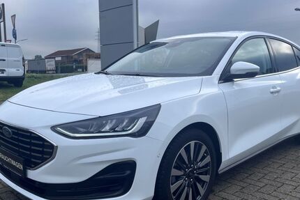 Ford Focus 61.348 km 17.690 &euro; Lüdinghausen 59348