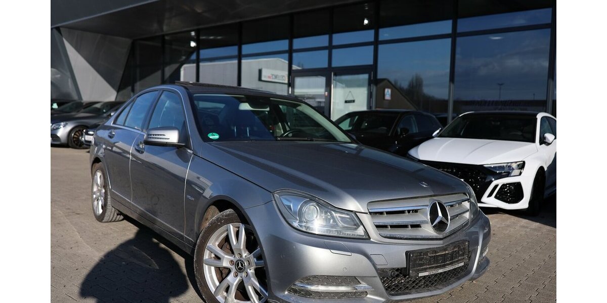 Mercedes-Benz C 350 CGI BE AVANTGARDE SCHIEBEDACH,XENON,LEDER 206.000 km 8.802 &euro; Hamm 59077