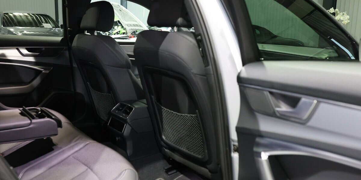 Audi A6 Avant 40 TDI S-LINE BLACK / PANORAMA, LED, VC 30.000 km 43.111 &euro; Hamm 59077