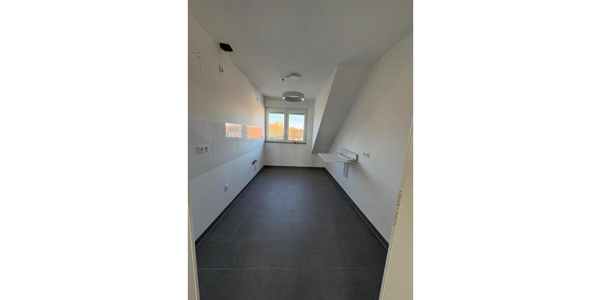 Dachgeschoßwohnung Hamm Daberg - 3.5 Zimmer, 75 m&sup2;, 750&euro; | Angebot:25405217