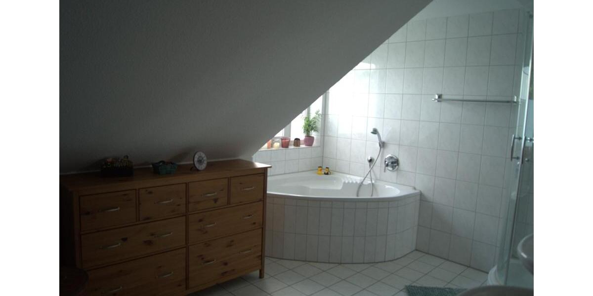 Dachgeschoßwohnung Werl - 2 Zimmer, 70 m&sup2;, 159.000&euro; | Angebot:25256010