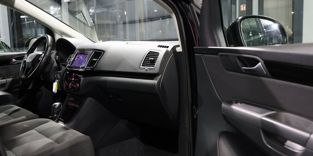 Seat Alhambra 1.4 TSI DSG STYLE BUSINESS / 7-SITZER / 75.000 km 27.221 &euro; Hamm 59077