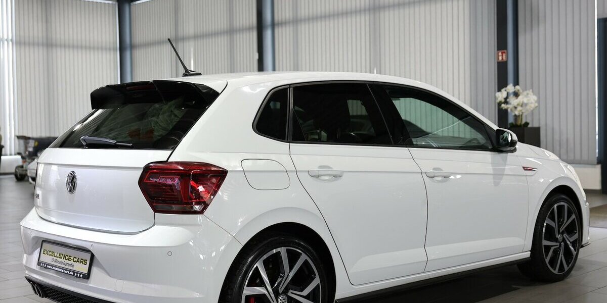 VW Polo GTI 2.0 TSI DSG BEATS WHITE / LED, AID, ACC 139.000 km 14.991 &euro; Hamm 59077