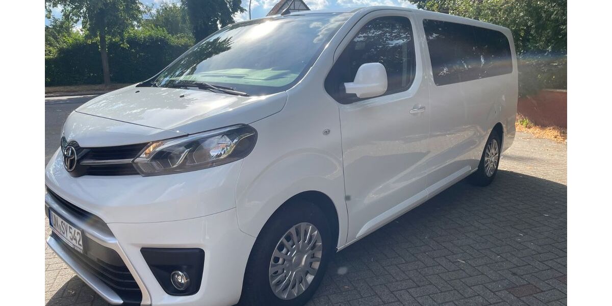 Toyota Proace (Verso) 68.000 km 25.990 &euro; Bergkamen 59192