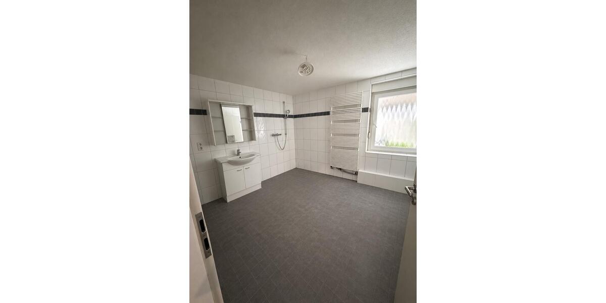 Einfamilienhaus Ahlen - 16 Zimmer, 200 m&sup2;, 430.000&euro; | Angebot:26635906
