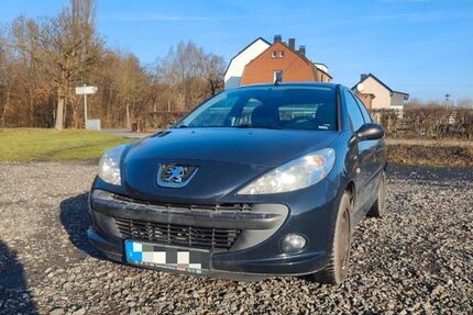 Peugeot 206 126.000 km 2.499 &euro; Hamm 59067