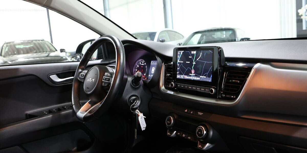 Kia Stonic 1.0 T-GDI DCT VISION AUTOMATIK / LED, AHK 30.000 km 17.777 &euro; Hamm 59077