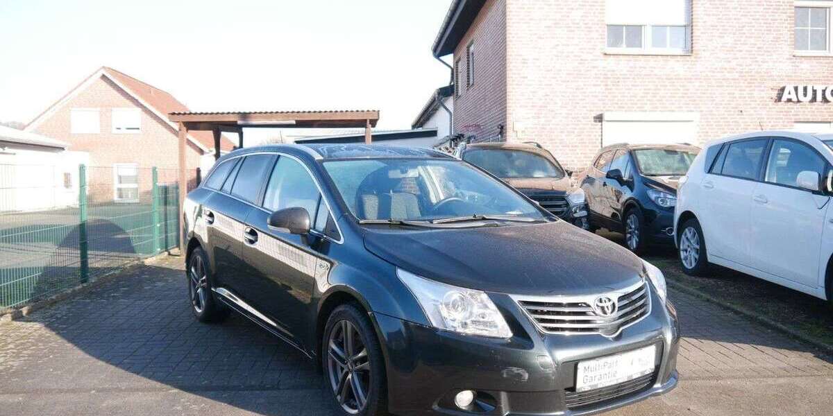 Toyota Avensis 206.064 km 5.990 &euro; Selm 59379