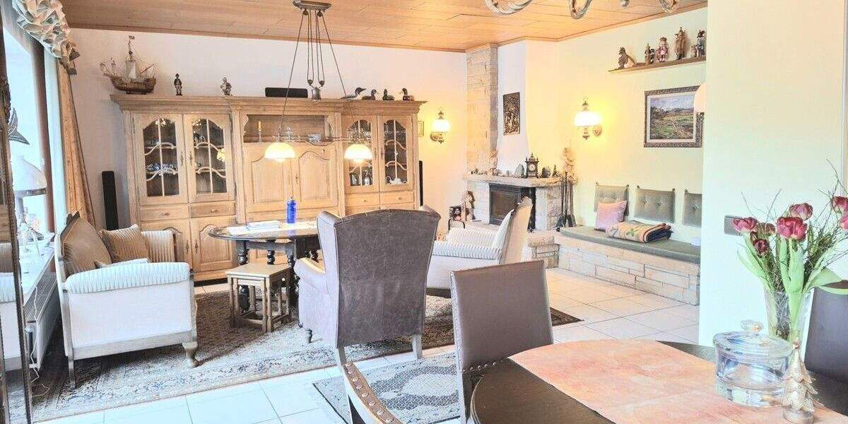 Einseitig angebauter, teilunterkellerter Bungalow mit Garage in ruhigem Stichweg auf Kaufgrundstück. - Einfamilienhaus Oer-Erkenschwick Groß-Erkenschwick | Angebot:25413680