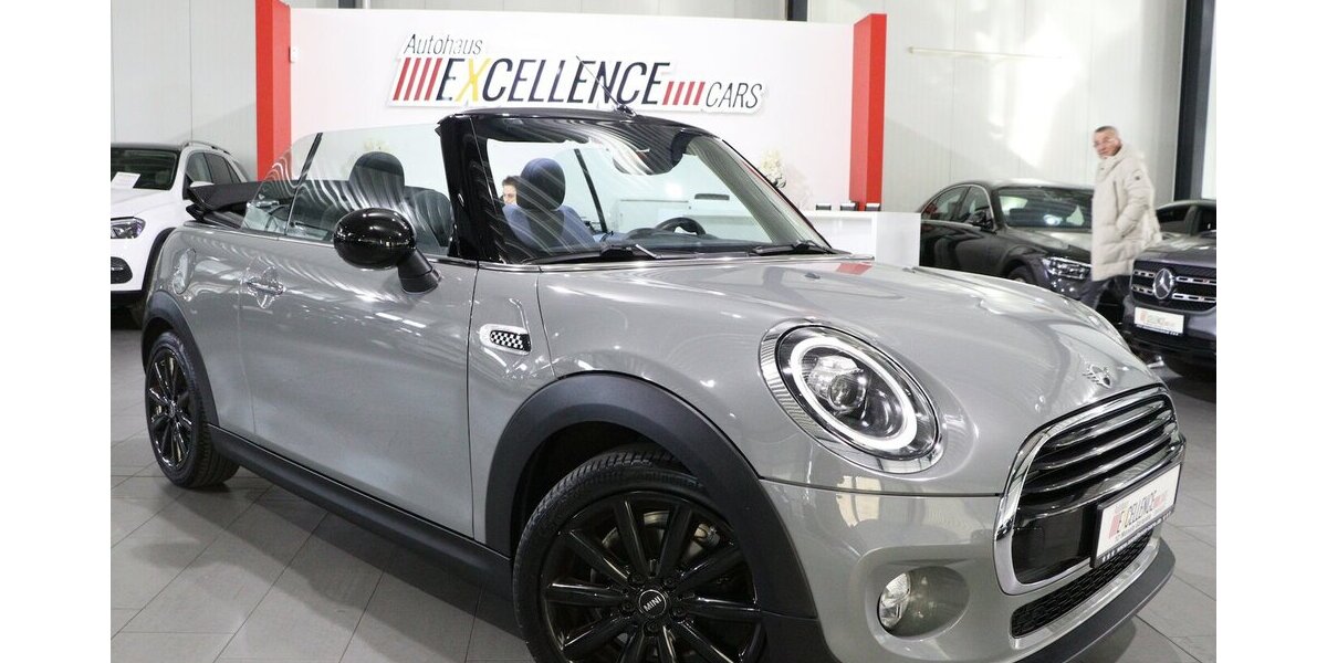 Mini Cooper Cabrio CHILLI CARBON BLACK EXCITETMENT 63.000 km 17.777 &euro; Hamm 59077