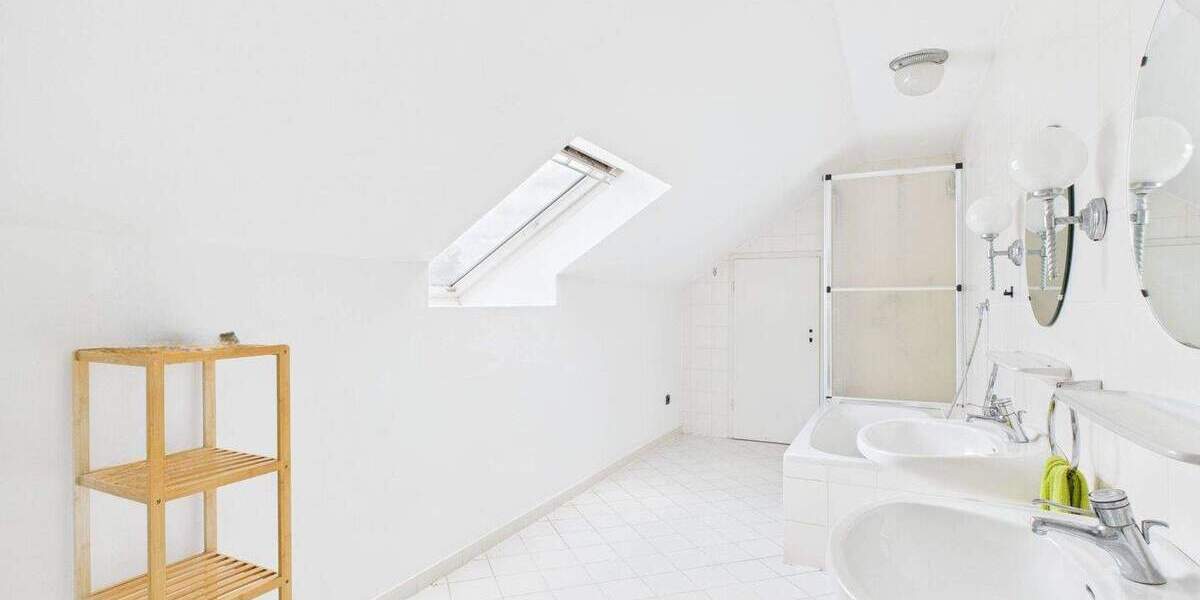 Einfamilienhaus Nordkirchen - 8 Zimmer, 242 m&sup2;, 649.000&euro; | Angebot:25686292