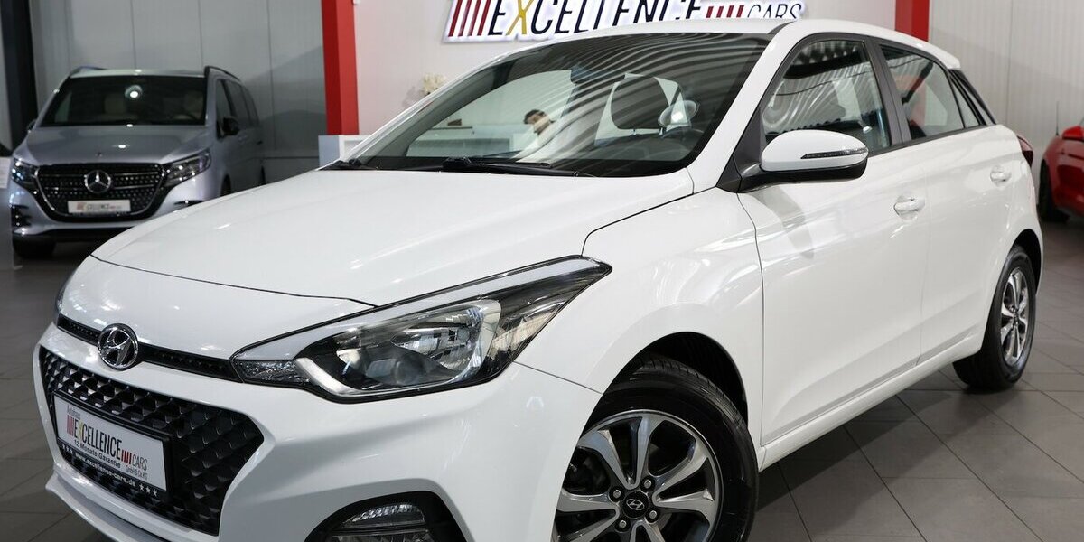 Hyundai i20 1.2 ACTIVE WHITE / 4-TÜR, TEMPOMAT, SHZ, PDC 87.000 km 10.444 &euro; Hamm 59077