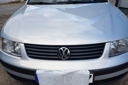 VW Passat 186.600 km 3.950 &euro; HAMM 59077