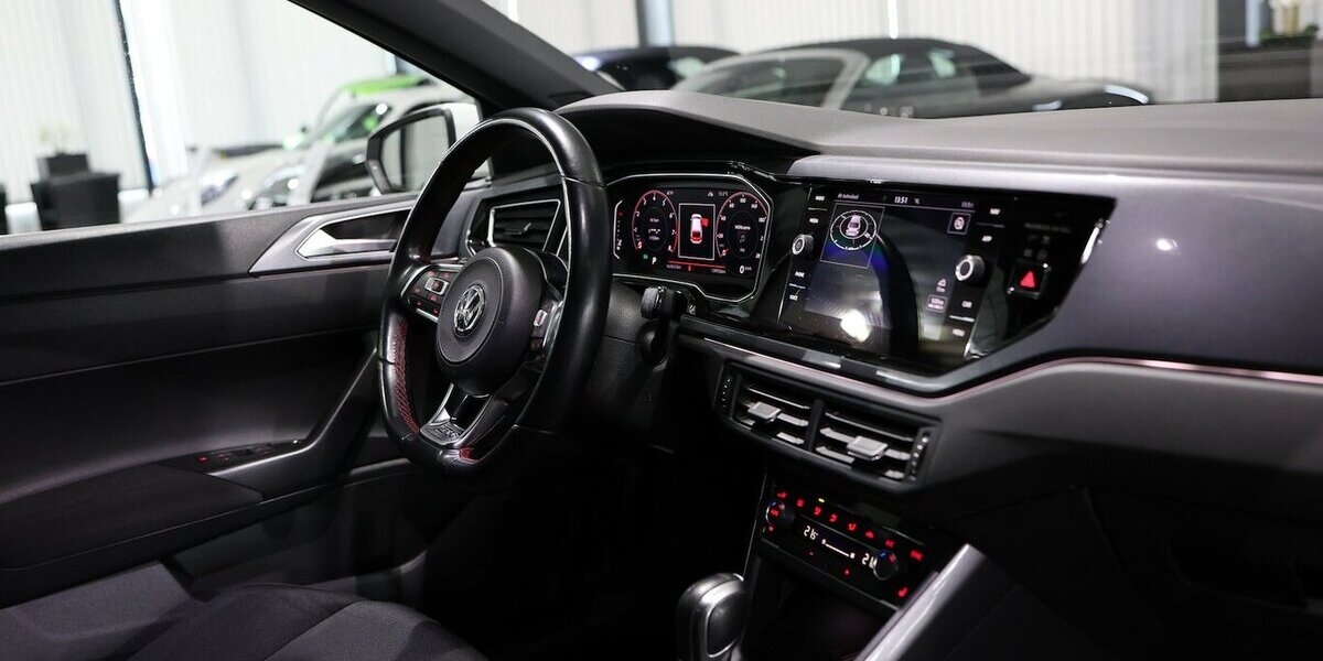 VW Polo GTI 2.0 TSI DSG BEATS WHITE / LED, AID, ACC 139.000 km 14.991 &euro; Hamm 59077