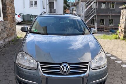 VW Golf 192.000 km 3.090 &euro; Iserlohn 58644