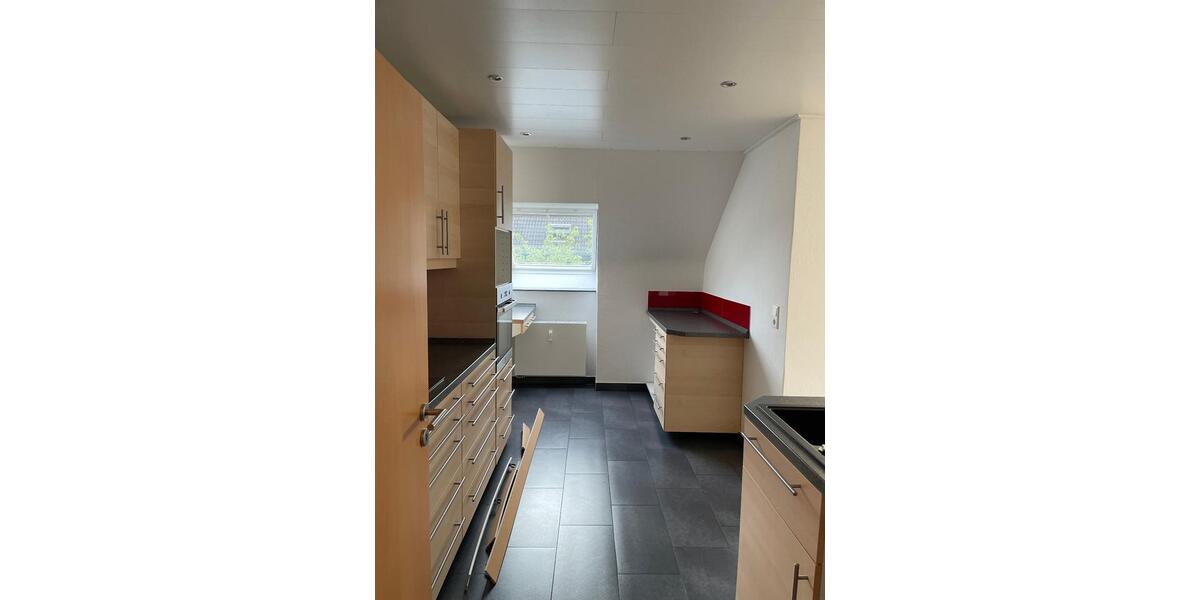 Dachgeschoßwohnung Menden (Sauerland) Bösperde - 4 Zimmer, 95 m&sup2;, 895&euro; | Angebot:25932992