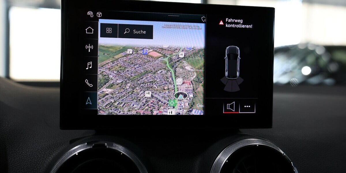 Audi Q2 30 TFSI S-LINE DAYTONA / LED, VC, ACC+LANE 10.000 km 24.555 &euro; Hamm 59077