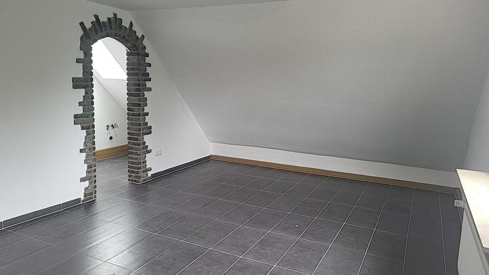Dachgeschoßwohnung Dortmund Eving - 5 Zimmer, 90 m&sup2;, 1.000&euro; | Angebot:26639556