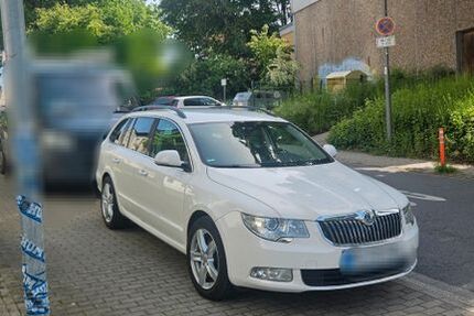 Skoda Superb 166.000 km 6.800 &euro; Castrop-Rauxel 44577