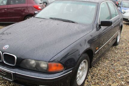 BMW 528 239.874 km 3.499 &euro; Selm 59379