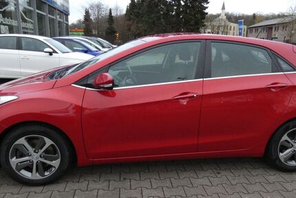 Hyundai i30 112.000 km 8.200 &euro; Bergkamen 59192