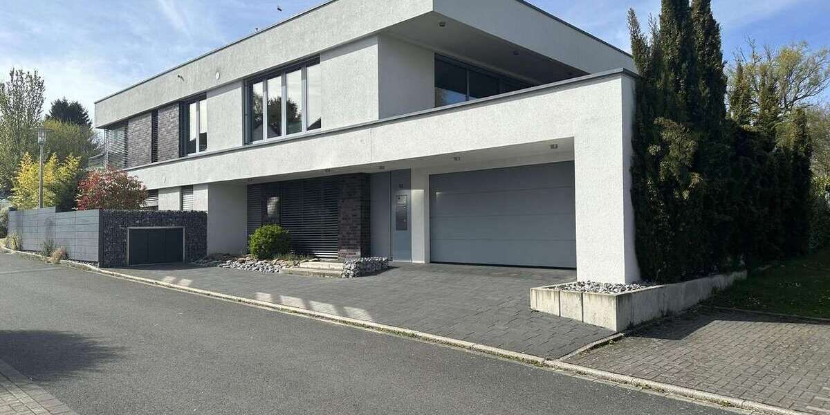 Einfamilienhaus Witten-Stockum Stockum - 8 Zimmer, 346 m&sup2;, 1.490.000&euro; | Angebot:26100351