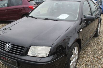 VW Bora 129.687 km 2.499 &euro; Selm 59379