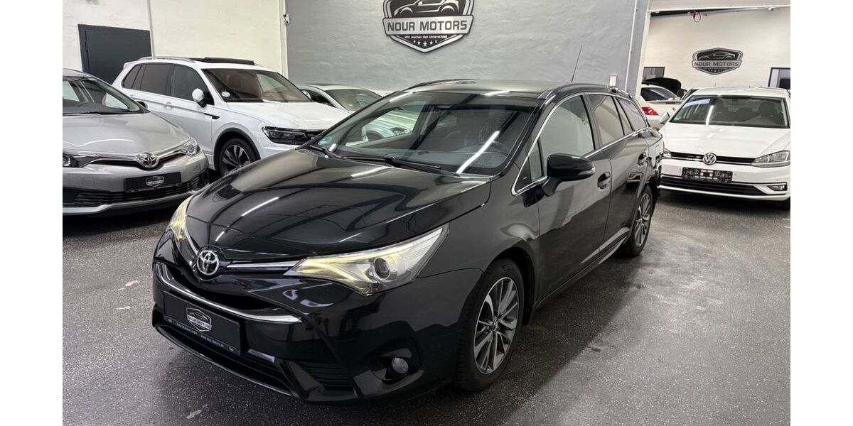 Toyota Avensis 227.100 km 7.795 &euro; Iserlohn 58638