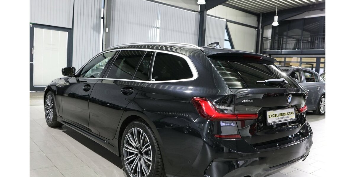 BMW 330d Touring xDrive M-SPORT BLACK & BROWN / LED 135.000 km 28.993 &euro; Hamm 59077