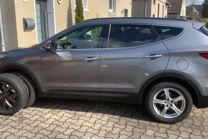 Hyundai SANTA FE 126.000 km 19.000 &euro; Hamm 59071