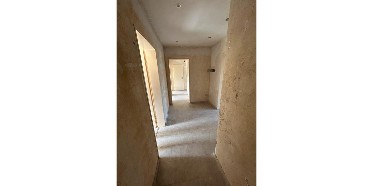Erdgeschoßwohnung Unna Alte Heide - 4 Zimmer, 82 m&sup2;, 195.000&euro; | Angebot:26061718