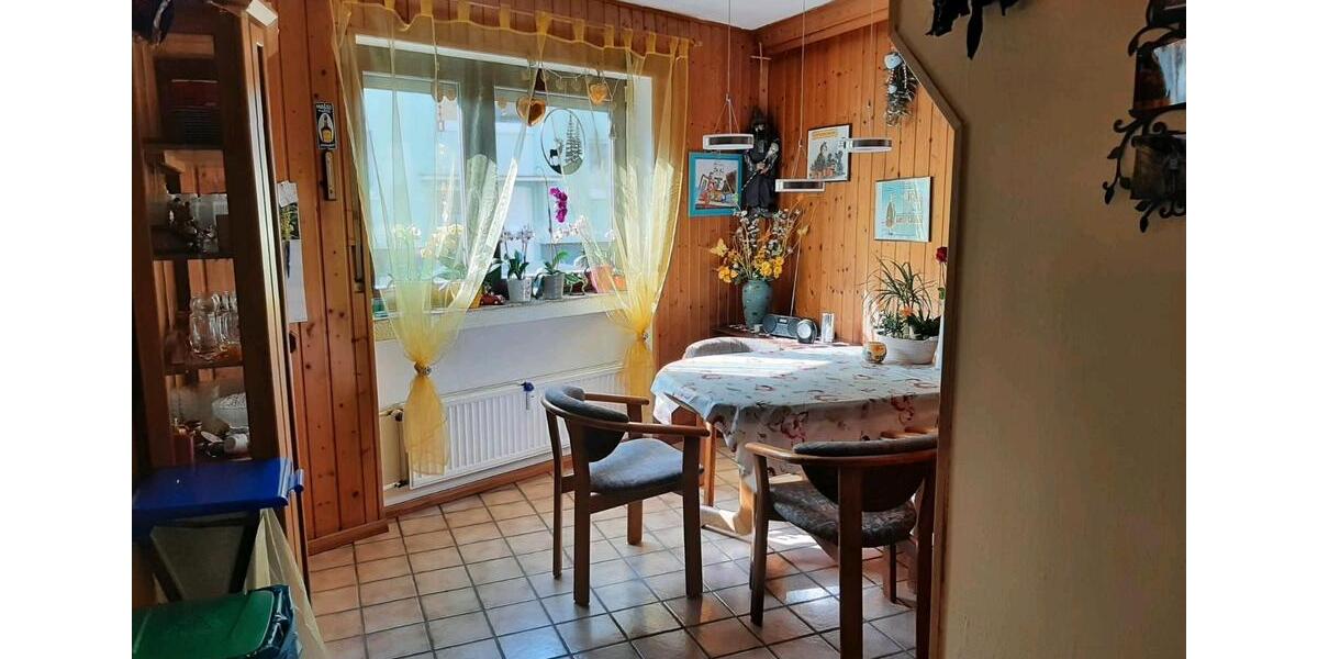 Etagenwohnung Witten - 2 Zimmer, 110 m&sup2;, 230.000&euro; | Angebot:26035210