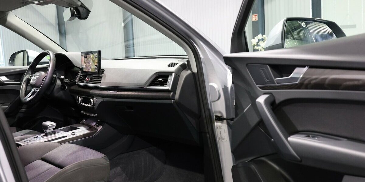 Audi Q5 SPORTBACK 50 TFSI E Q S-LINE BLACK / PANORAMA 144.000 km 32.777 &euro; Hamm 59077