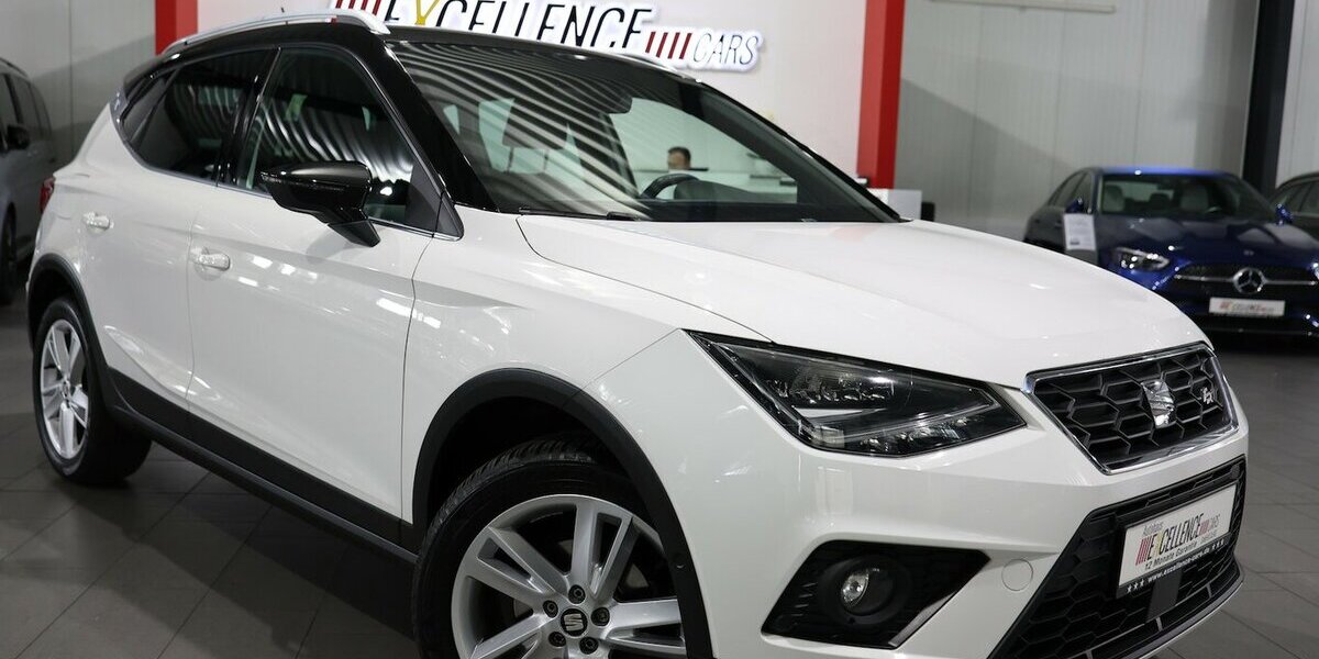 Seat Arona 1.5 TSI XCELLENCE FR-SPORT / WHITE & BLACK 90.000 km 14.555 &euro; Hamm 59077