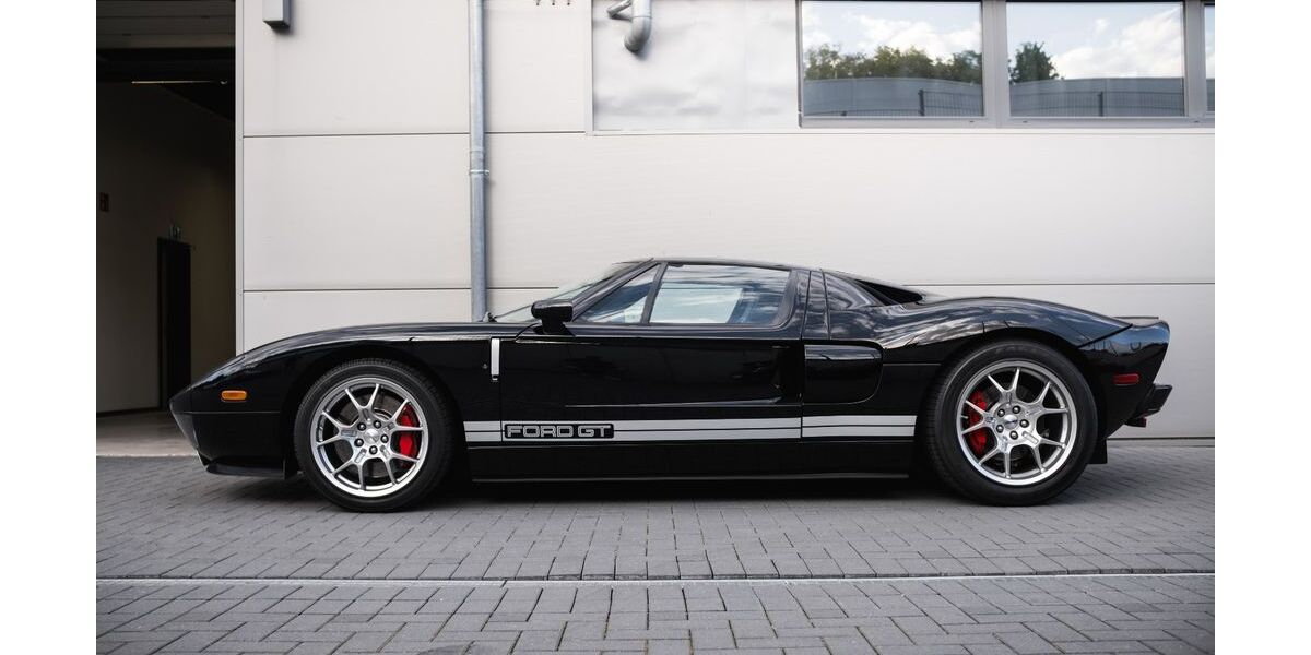 Ford GT 41.500 km 519.900 &euro; Holzwickede 59439