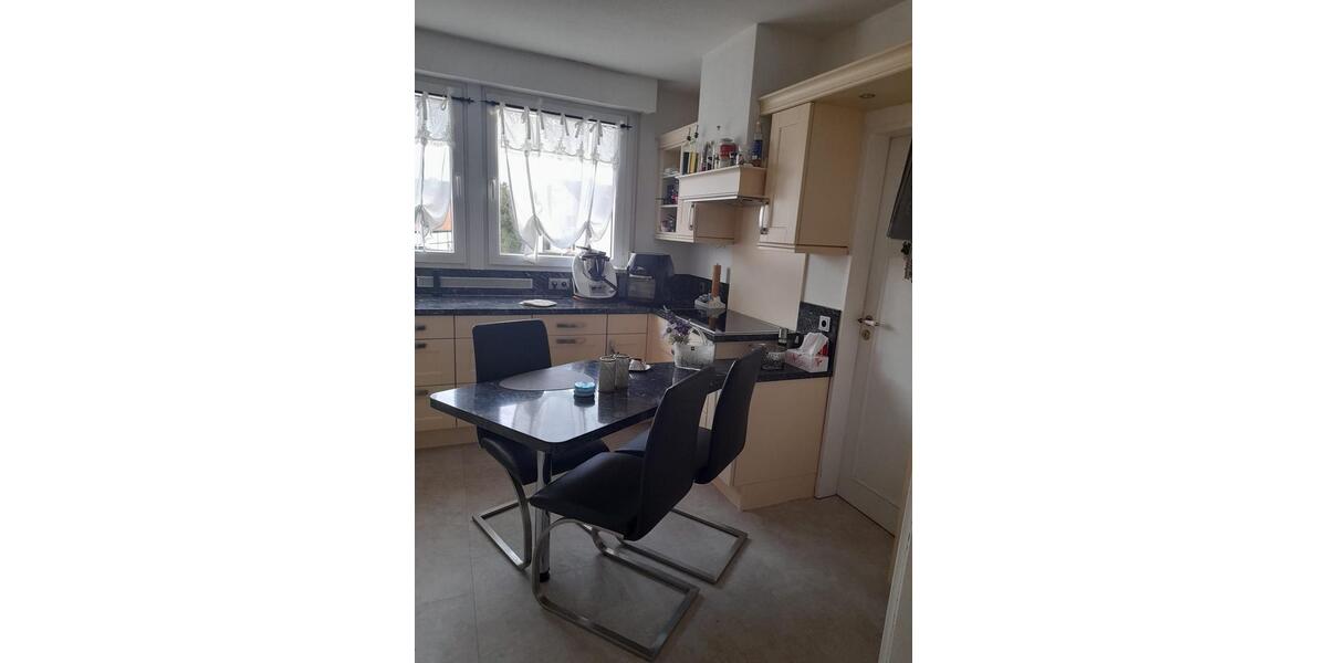 Etagenwohnung Unna Hemmerde - 3 Zimmer, 120 m&sup2;, 870&euro; | Angebot:26643582