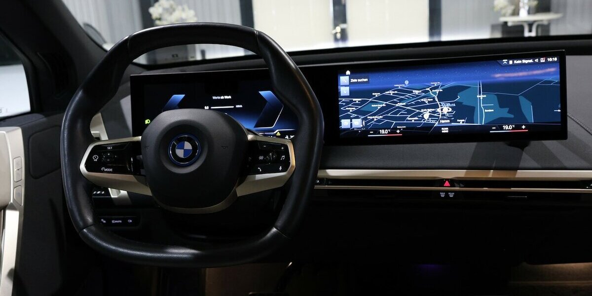 BMW iX 40 xDrive SPORT TITAN GLAS STORM EINZELSTÜCK 79.000 km 41.777 &euro; Hamm 59077