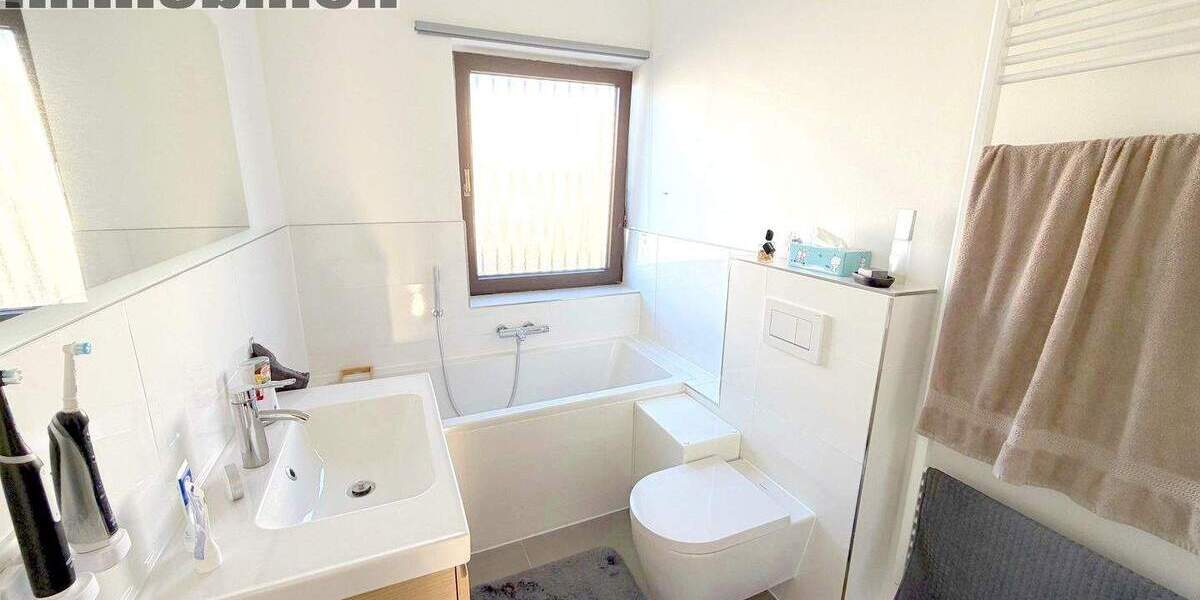 Reihenmittelhaus Holzwickede - 4 Zimmer, 110 m&sup2;, 365.000&euro; | Angebot:25777433