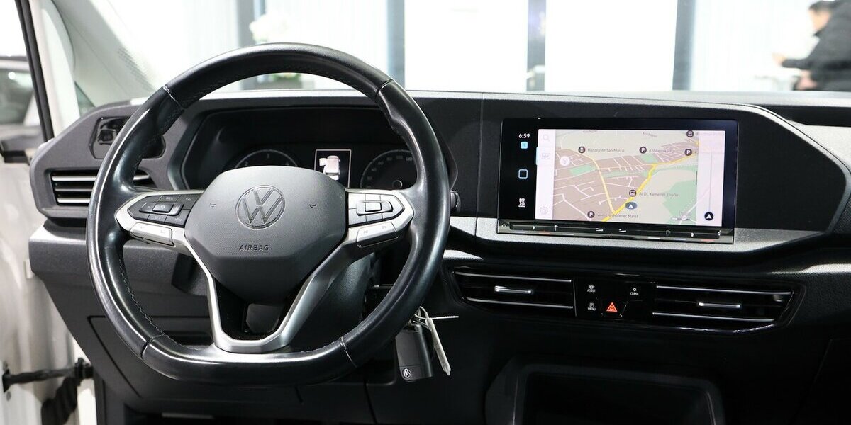 VW Caddy Maxi KOMBI 2.0 TDI 4M LIFE IQ ALLRAD OPTIK 95.000 km 28.991 &euro; Hamm 59077