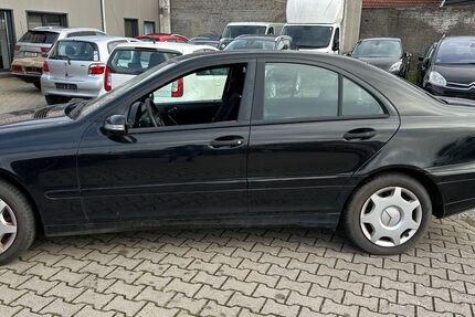 Mercedes-Benz C 220 234.800 km 2.000 &euro; Lüdinghausen 59348